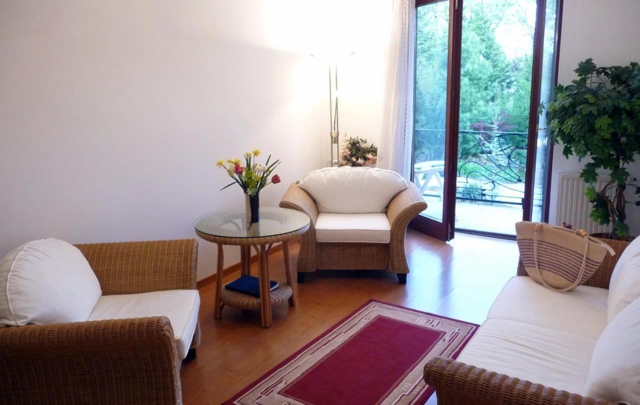 Balaton Art Guesthouse Balatonszemes Exterior photo