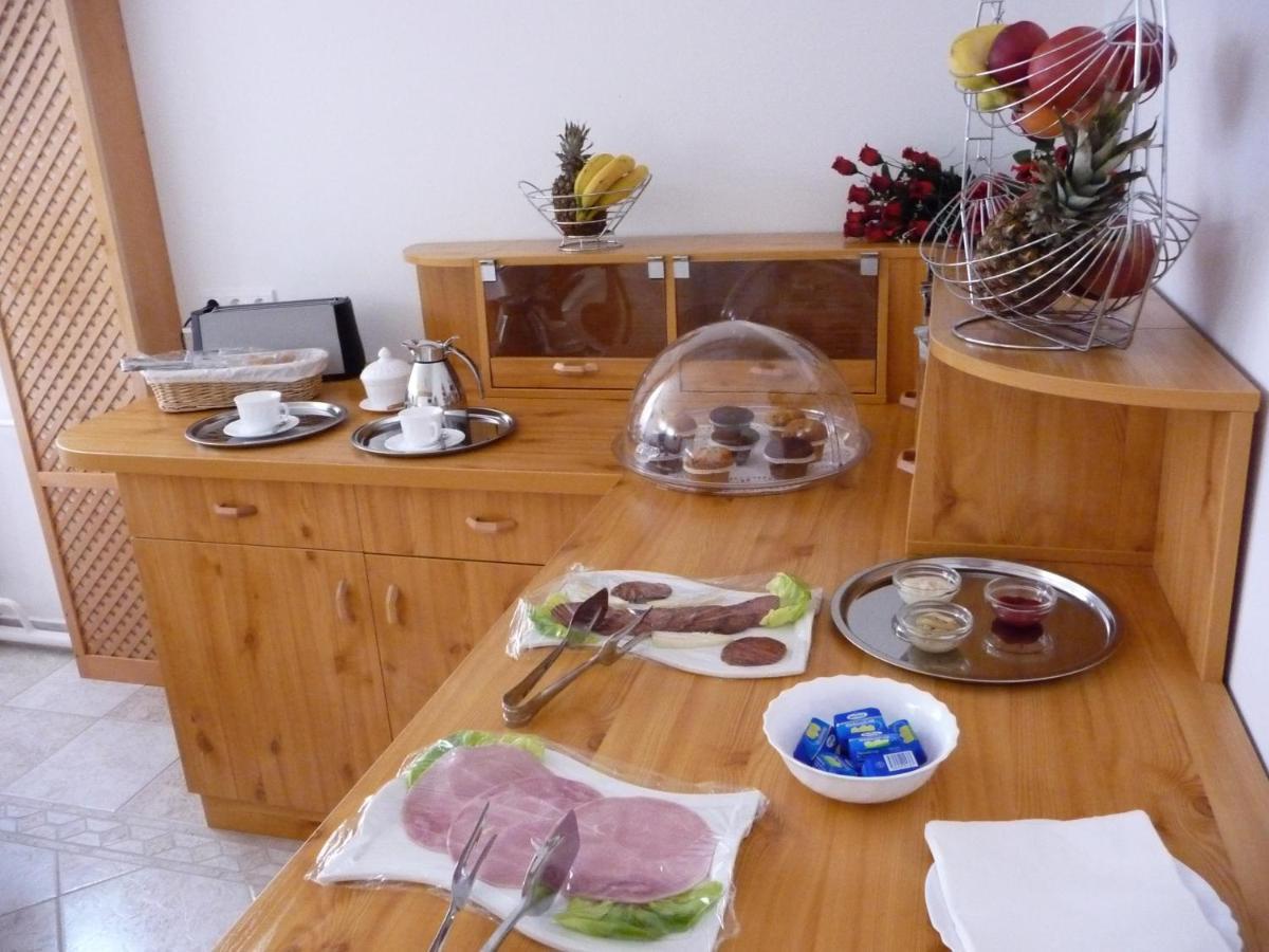 Balaton Art Guesthouse Balatonszemes Exterior photo