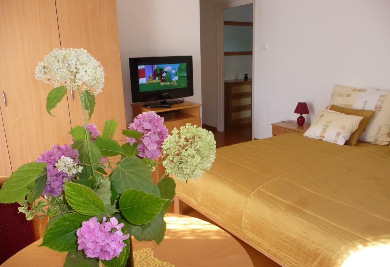 Balaton Art Guesthouse Balatonszemes Exterior photo